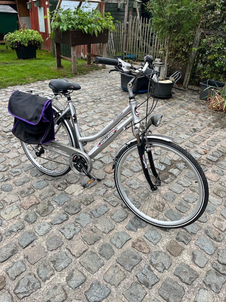 Dames fiets, Fietsen en Brommers, Fietsen | Dames | Damesfietsen, Ophalen of Verzenden, Versnellingen