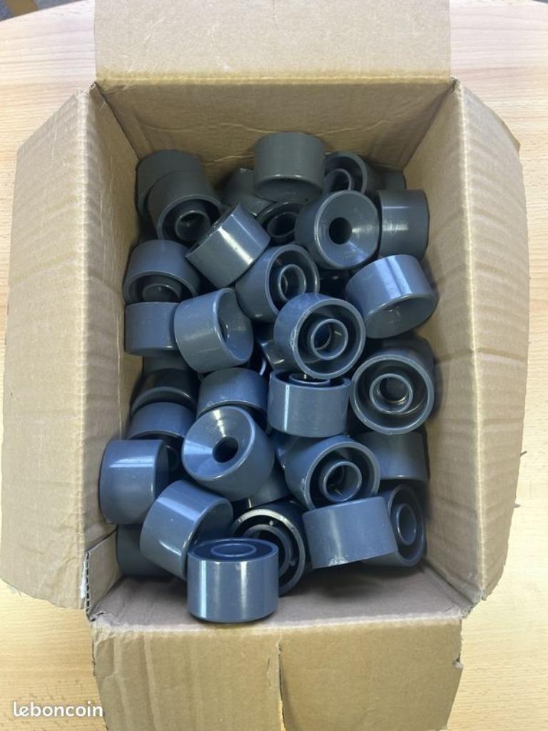 Lot de 70 douilles de réduction PVC 50mm x 20mm (PN16), Enlèvement ou Envoi, Comme neuf, PVC