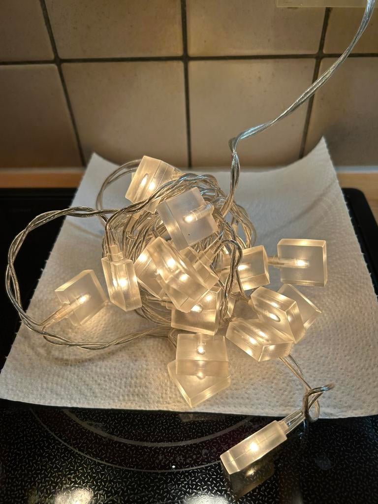 Jeu de lumiere petit carré transparent, Enlèvement, Comme neuf