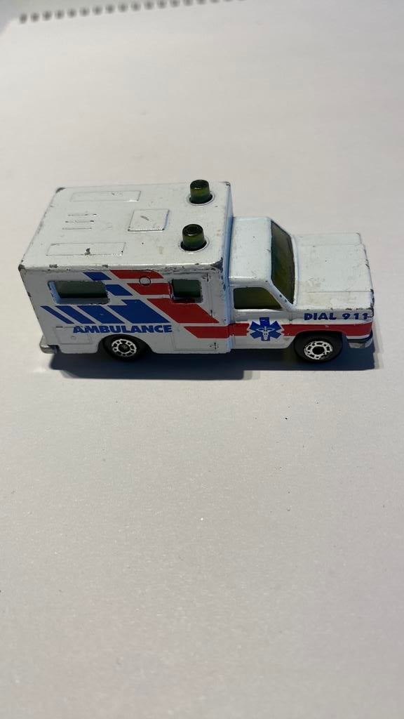 Matchbox ambulance 1977, Enlèvement ou Envoi, Utilisé, Autres types, Autres marques