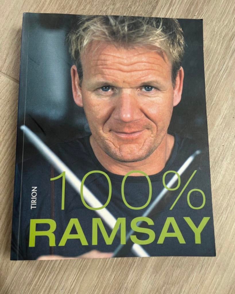 Nieuw boek 100% Ramsay, Boeken, Kookboeken, Ophalen of Verzenden, Zo goed als nieuw