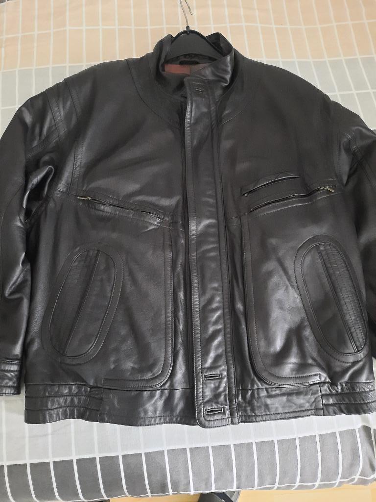 Kleding lederen jas, Ophalen, Grijs