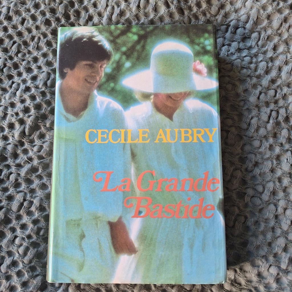Livre : La Grande Bastide de Cécile Aubry, Enlèvement ou Envoi, Utilisé