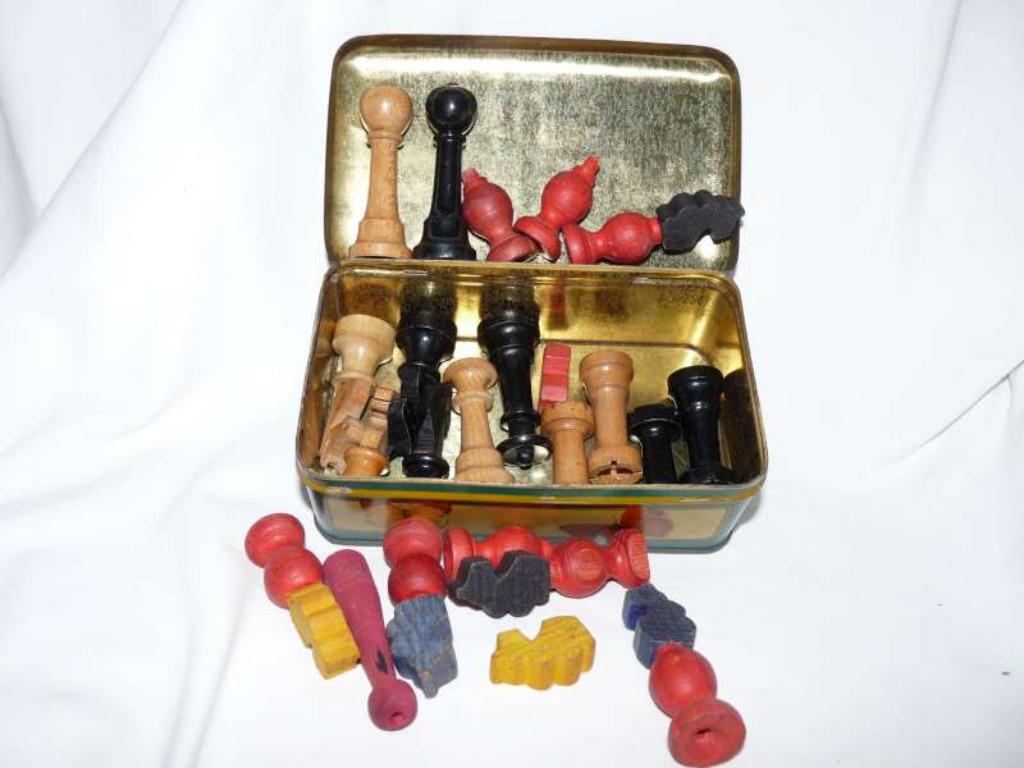 Oude schaakstukken, Ophalen of Verzenden, Gebruikt