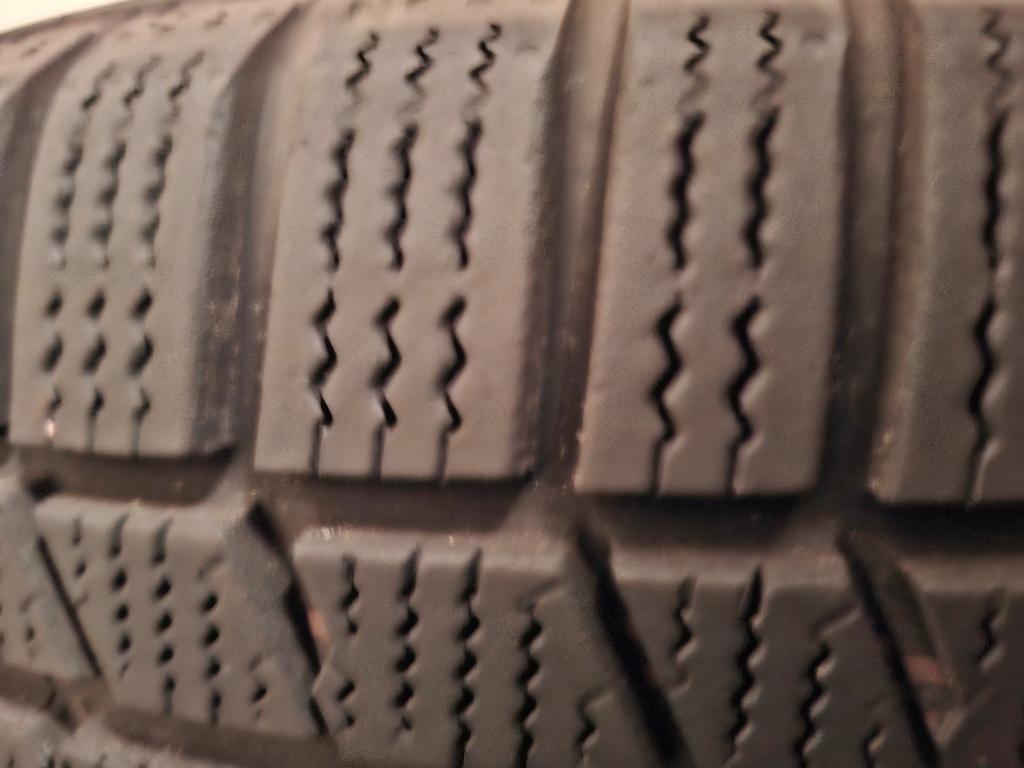 Winterbanden 205/60 R 60 continental, Auto-onderdelen, Banden en Velgen, Ophalen, Gebruikt, 16 inch, Banden en Velgen
