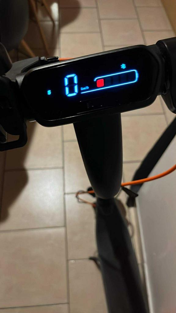 Trottinette ninebot E2plus, Vélos & Vélomoteurs, Enlèvement, Comme neuf, Step simple