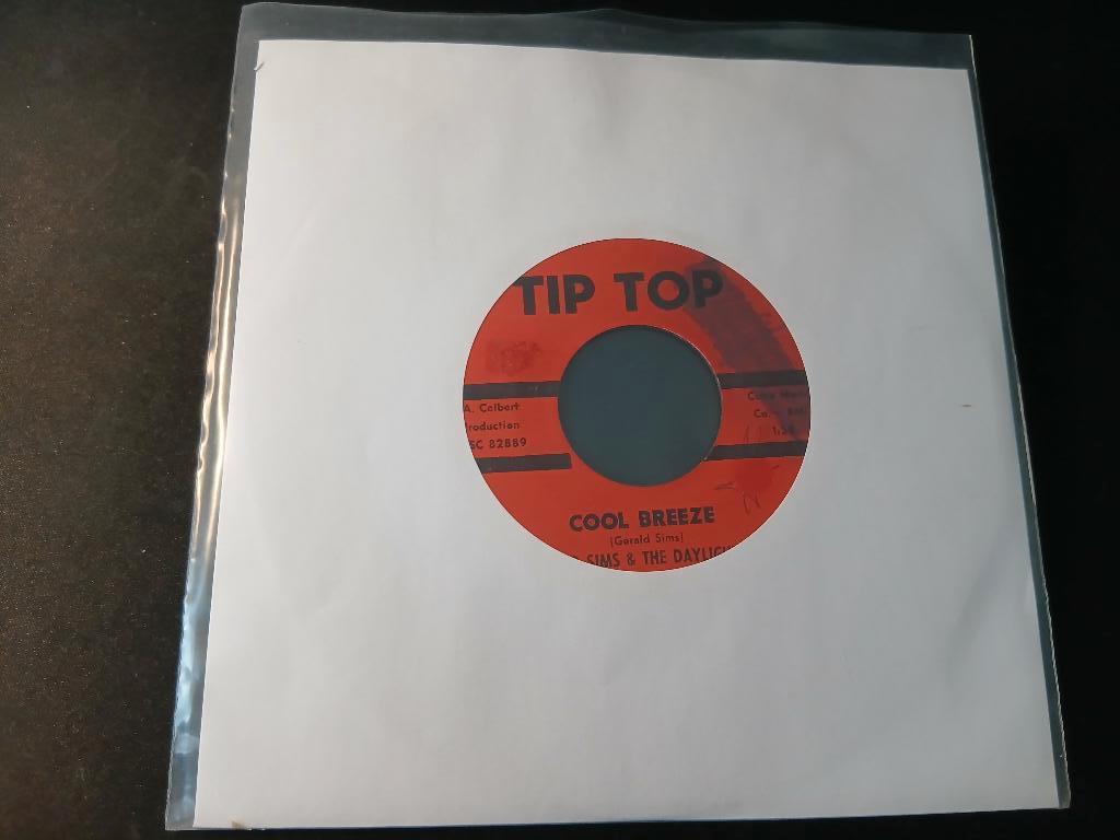 Gerald Sims & The Daylighters - Cool Breeze " Popcorn ", 7 inch, Single, Ophalen of Verzenden, Zo goed als nieuw