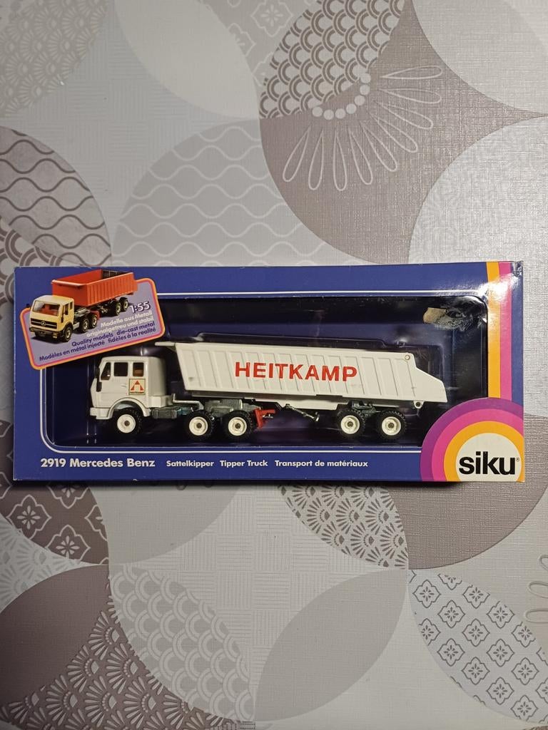 Mercedes vrachtwagen met kipopligger., Ophalen, Zo goed als nieuw, Bus of Vrachtwagen