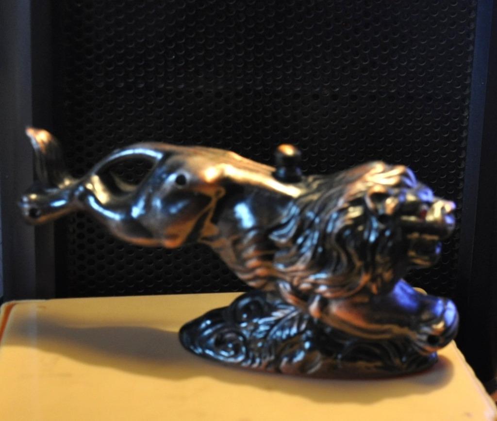 briquet de table lion metal cuivré, Collections, Articles de fumeurs, Briquets & Boîtes d'allumettes, Utilisé, Briquet, Enlèvement ou Envoi