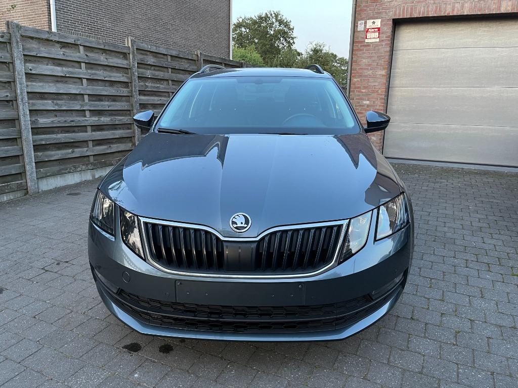 Skoda Octavia Combi 1.6TDI 115pk 07/2020 99dkm Led-Keyless-, Autos, Skoda, Achat, Euro 6, Entreprise, Entretenue par le concessionnaire