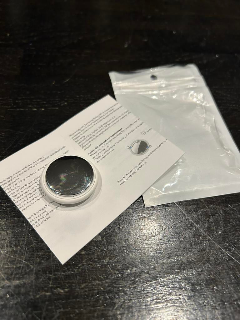Bluetooth tracker NIEUW!, Bijoux, Sacs & Beauté, Trackers d'activité, Enlèvement ou Envoi, Neuf, IOS