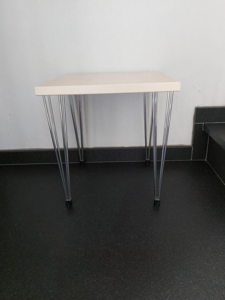 PIN AGE  table  appoint design, Enlèvement