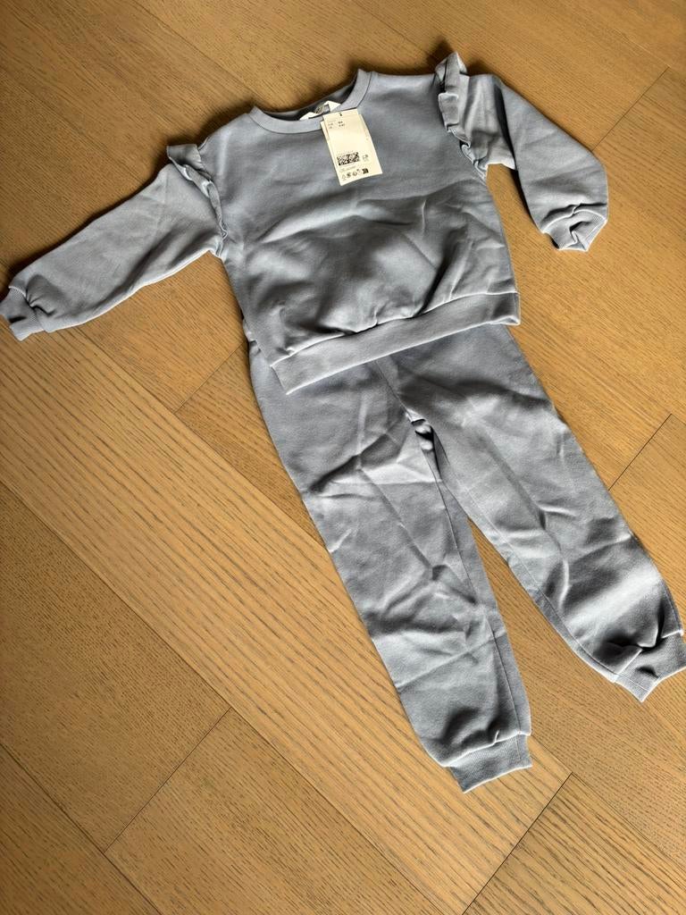 Meisje jogging broek trui maat 104, Ophalen, Meisje, H&M, Nieuw