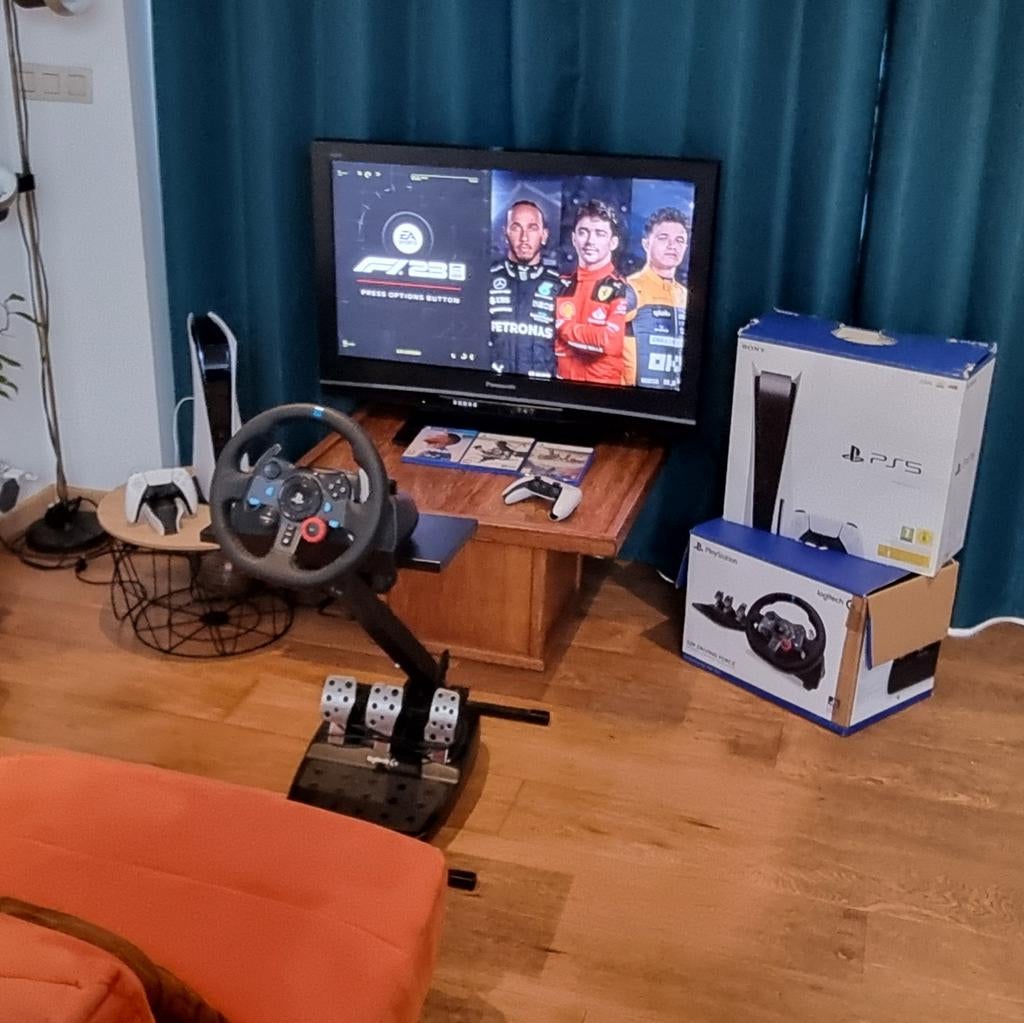 Volledige PS5-installatie + Logitech G29-stuur + ondersteuni, Games en Spelcomputers, Spelcomputers | Overige, Zo goed als nieuw
