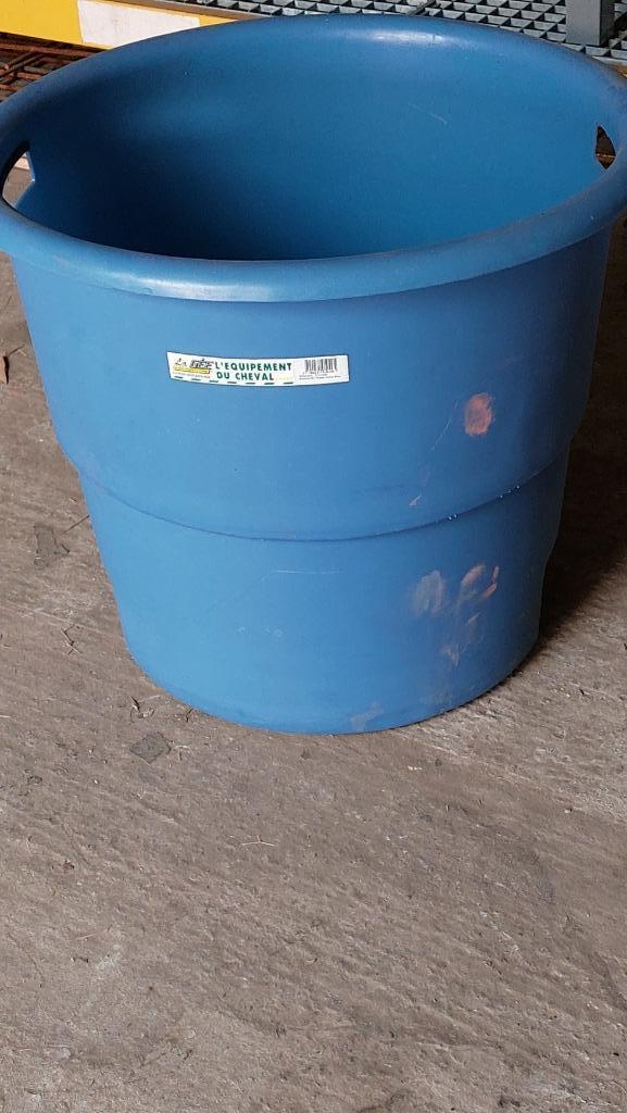 Waterbak voor paarden, 75 à 150 litres, Enlèvement, Comme neuf, Synthétique