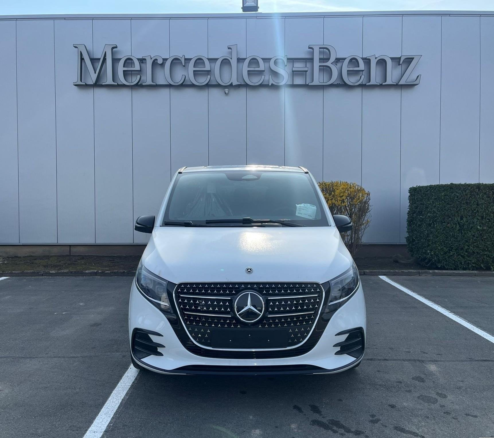 Mercedes-Benz V-Klasse V 300 d L2 Avantgarde, Neuf, Entreprise, 2000 kg, Carnet d'entretien
