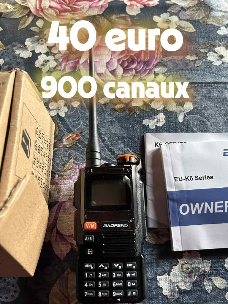 40 euro talkie walkie baofeng eu-k6 il ait 900 canaux, Telecommunicatie, Zenders en Ontvangers, Ophalen, Nieuw, Zender en Ontvanger