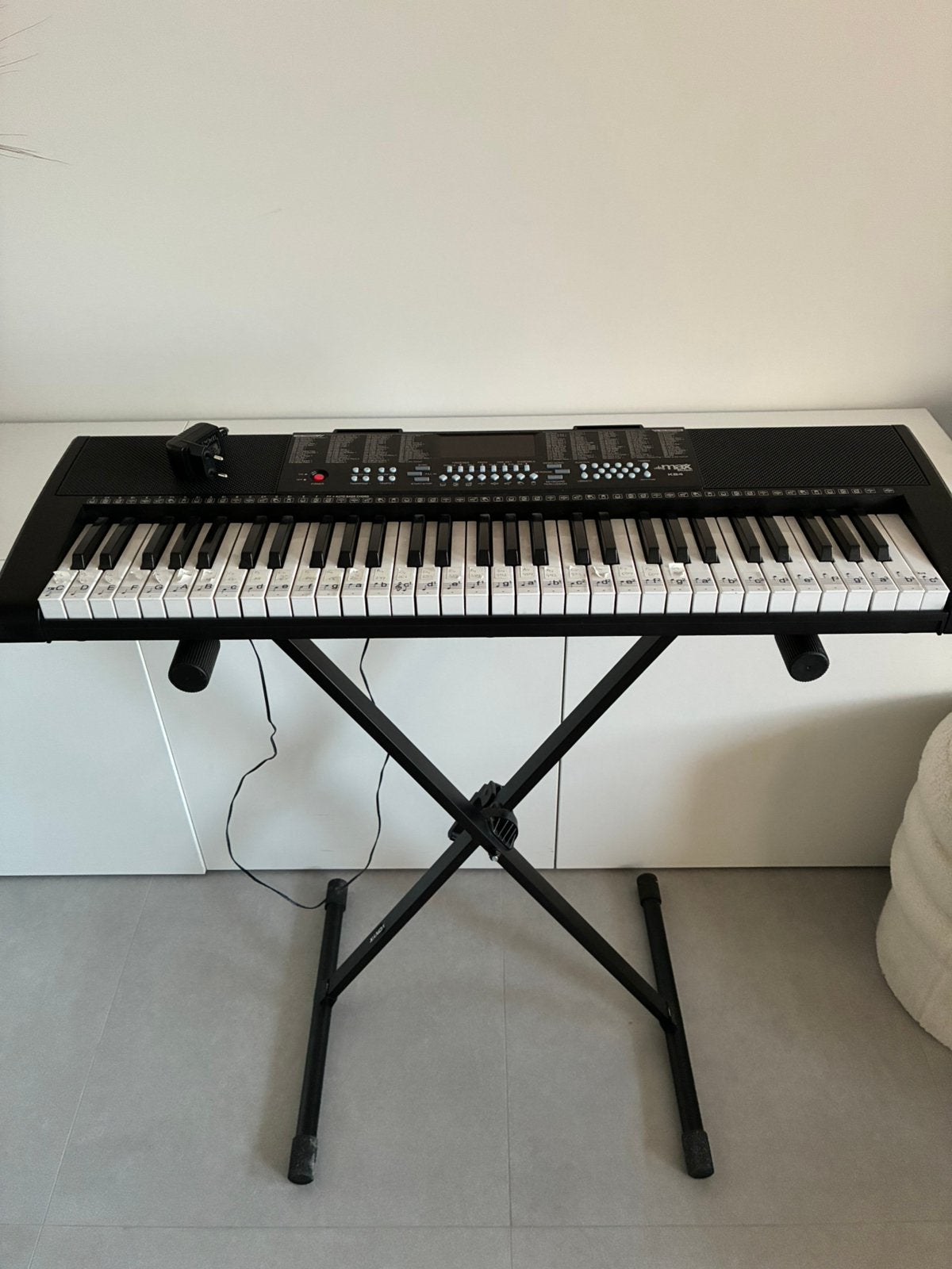 Keyboard met statief (MaxMusic KB4), Muziek en Instrumenten, Keyboards, Ophalen, Zo goed als nieuw