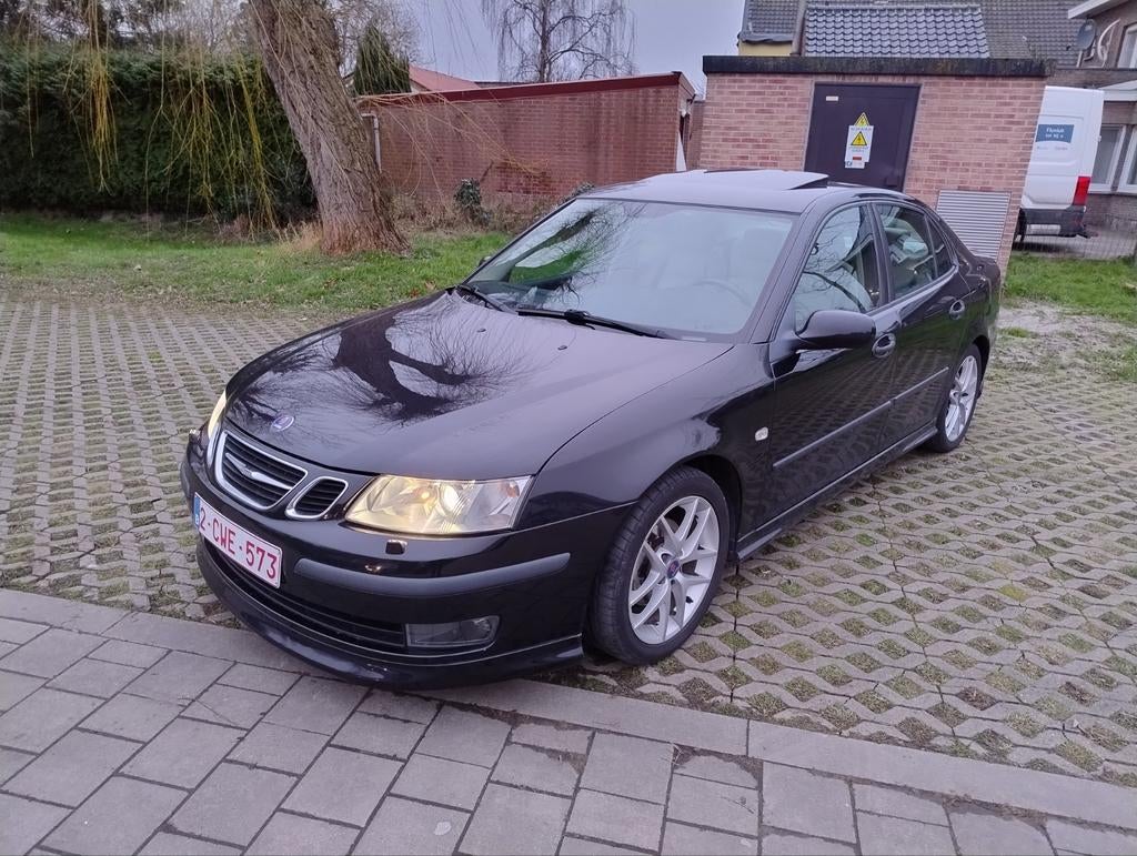 Mooie Saab 9.3 TID Automaat uit 2007 Jet Black 165.000 km, Auto's, Automaat, Beige, 4 cilinders, Zwart