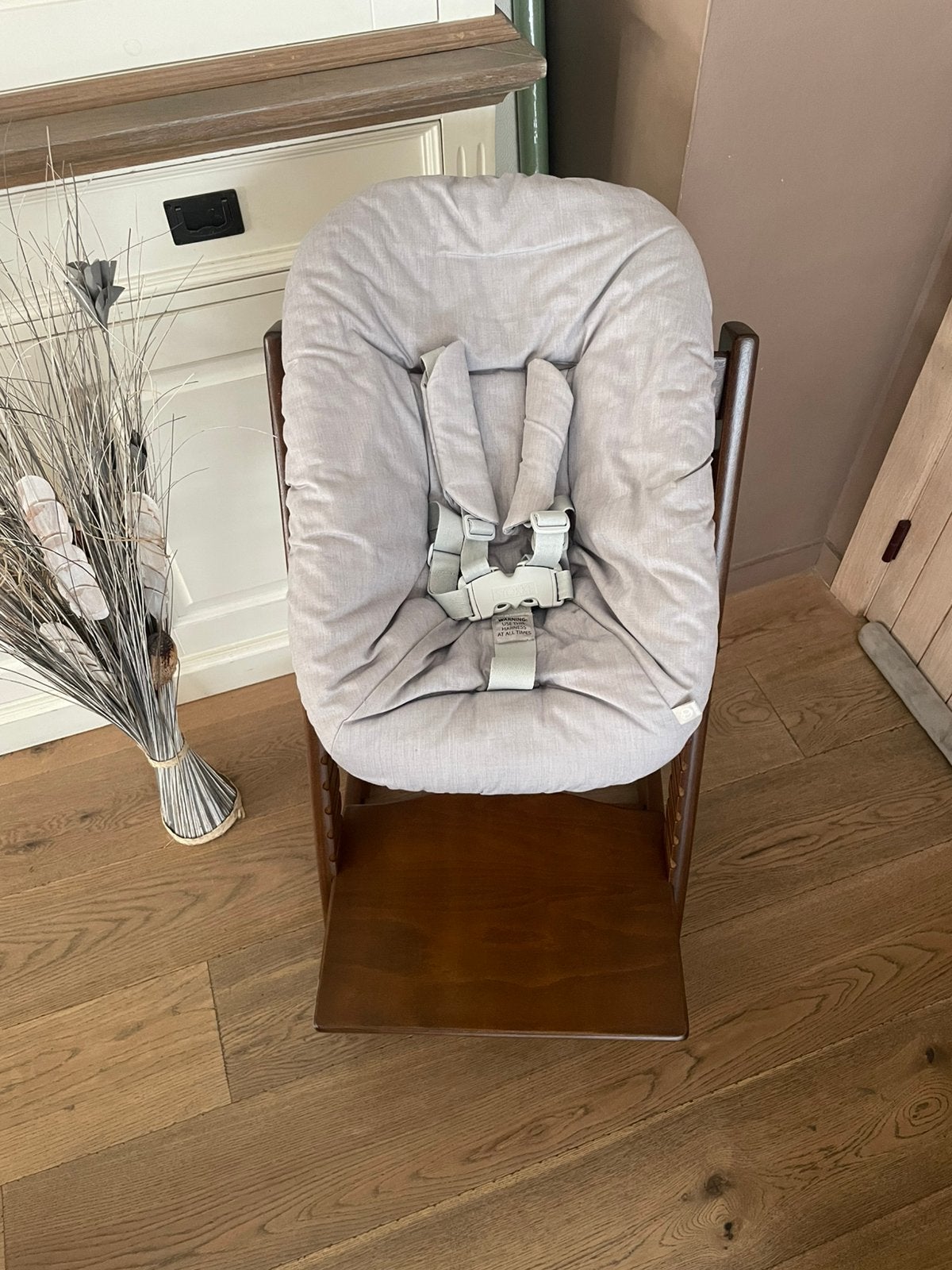Tripp trapp stokke noir comme neuf! Triptrap trip trap, Enlèvement ou Envoi, Neuf, Chaise évolutive, Coulissant