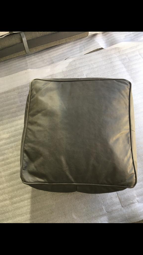 Nieuwe lederen poef Maxfurn Zappa kleur: antraciet, Nieuw, Leer, Ophalen of Verzenden, 50 tot 75 cm