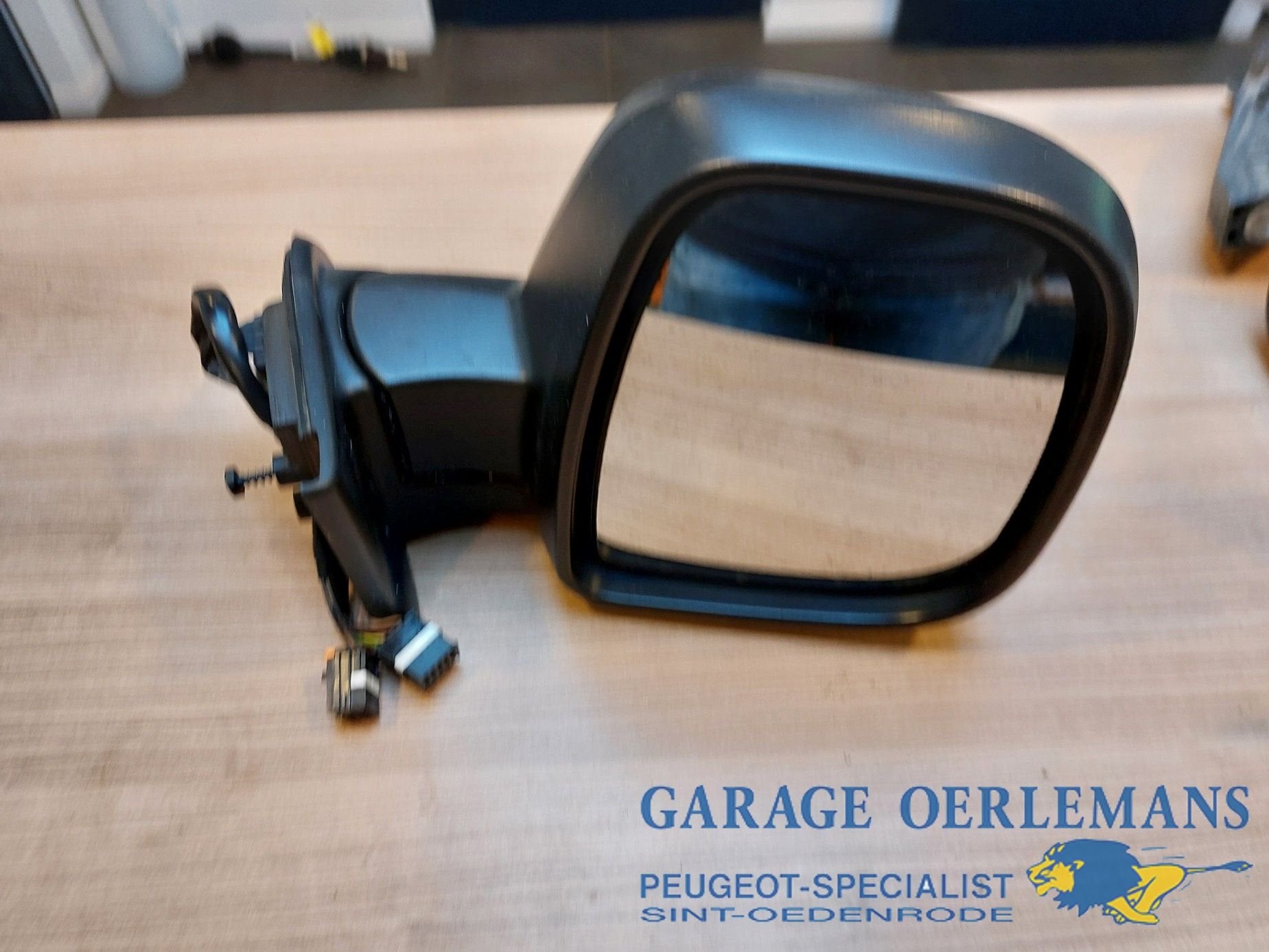 buitenspiegel rechts peugeot partner 2020, 98169928XT, Auto-onderdelen, Spiegels, Peugeot, Gebruikt, ARN erkend, Ophalen of Verzenden