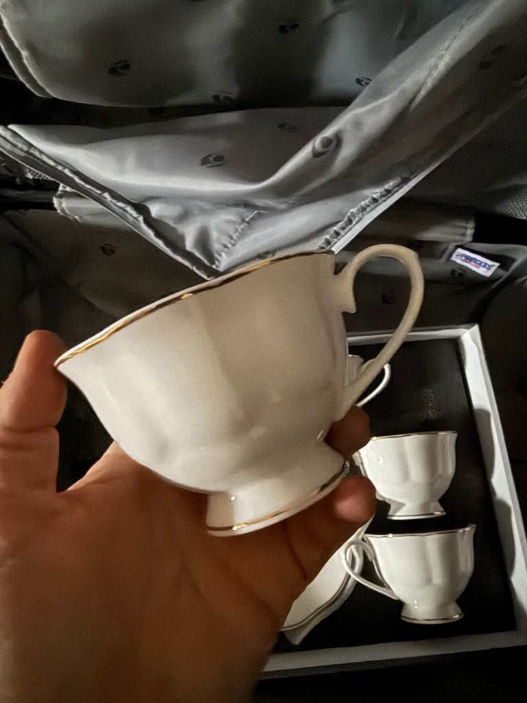 Te koop porseleinen theeset, Antiek en Kunst, Ophalen of Verzenden