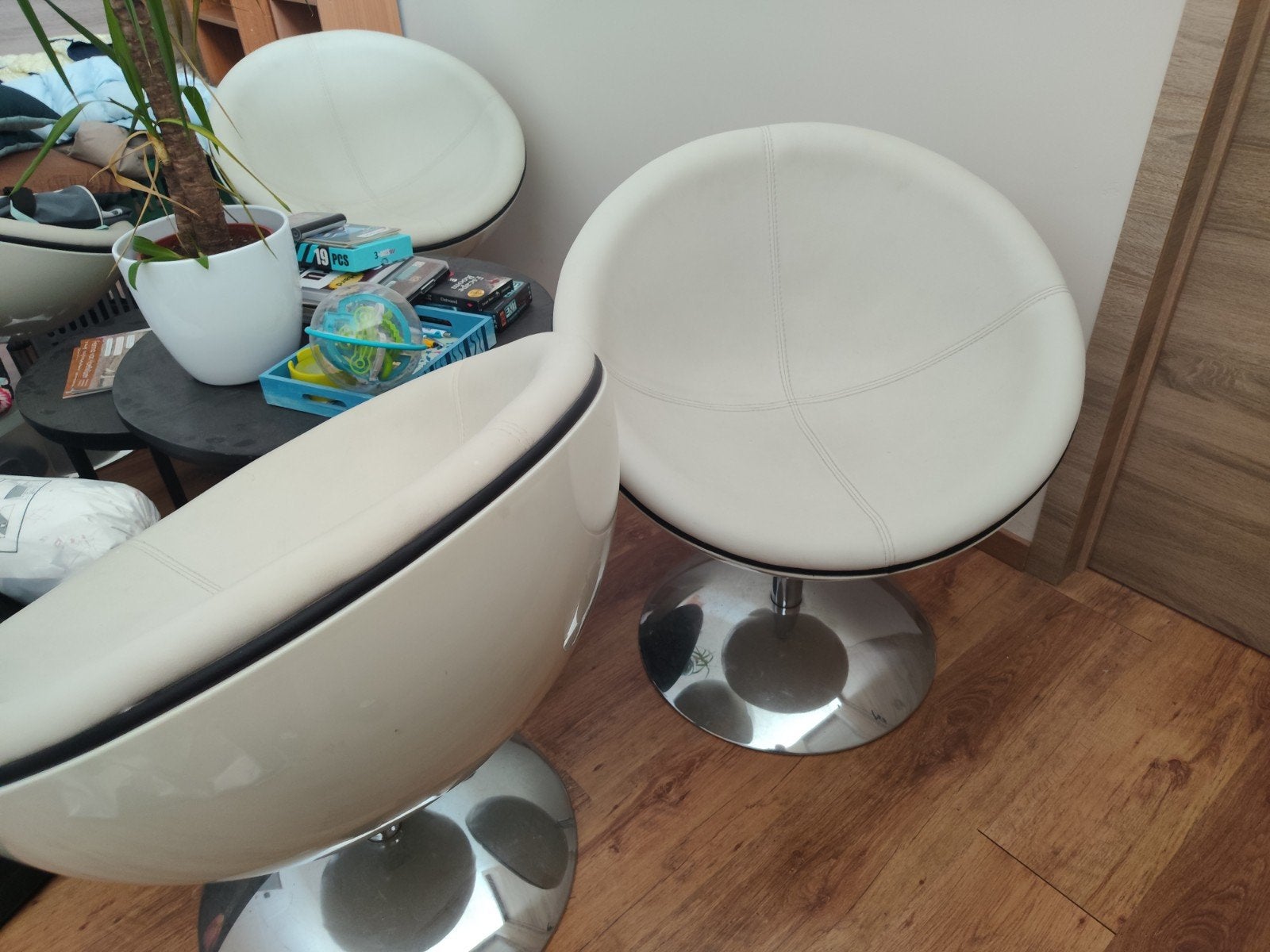 4 x design kuipzetel leder - wit (kappersstoel), Ophalen, Wit