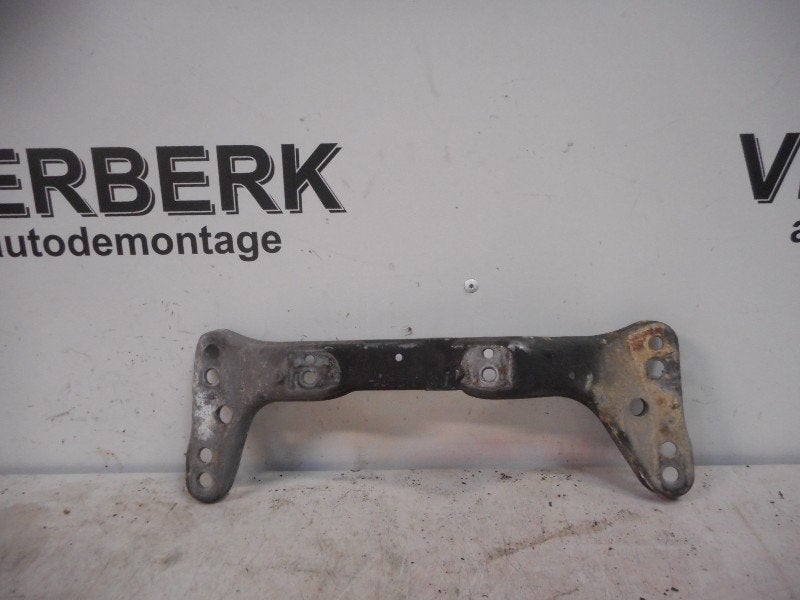 SUPPORT BOITE DE VITESSES 3 serie (E36 / 2) (bmw1136499), Utilisé, BMW, Petuelring 130
80809  München, DE, Bayerische Motoren Werke AG
