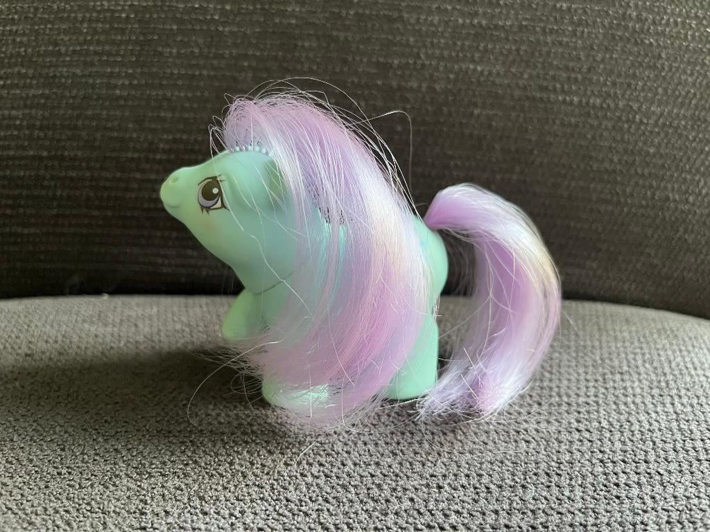 My Little Pony G1 Baby Peeks, Verzenden