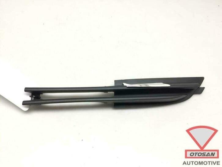 bmw 3 serie e46 voorbumper rooster rechts nieuw! 0649592, Auto-onderdelen, Petuelring 130
80788  Munich, DE, Info@bmw.de, Rechts