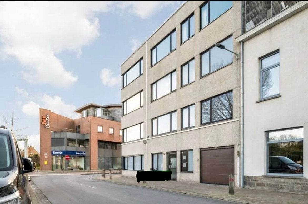 Zeer ruim Instapklaar appartement met 2 slaapkamers + garage, Immo, 85 m², Tot 200 m², 2 kamers, 186 kWh/m²/jaar