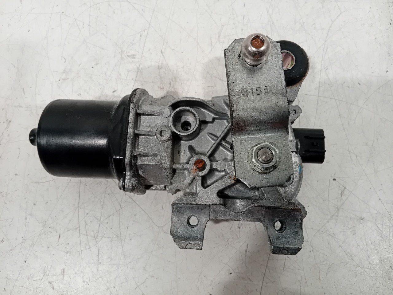 Ruitenwissermotor voor Nissan X-Trail, Onderdelen@venauto.nl, Van der Ven Autorecycling B.V., Gebruikt, Ettenseweg 76, 4706 PB Roosendaal, The Netherlands