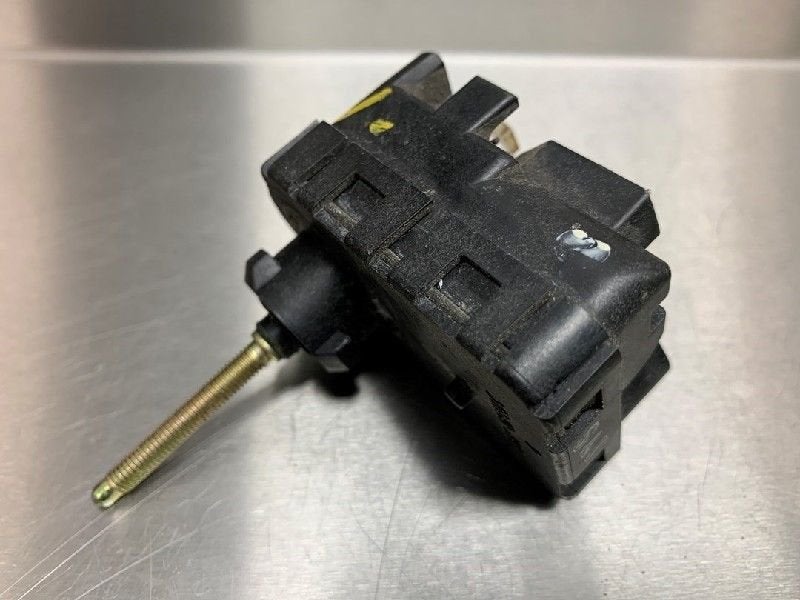PHARE MOTEUR Toyota Camry (CV30) (01-2001/11-2006) (|CAMRY|), Utilisé, Toyota