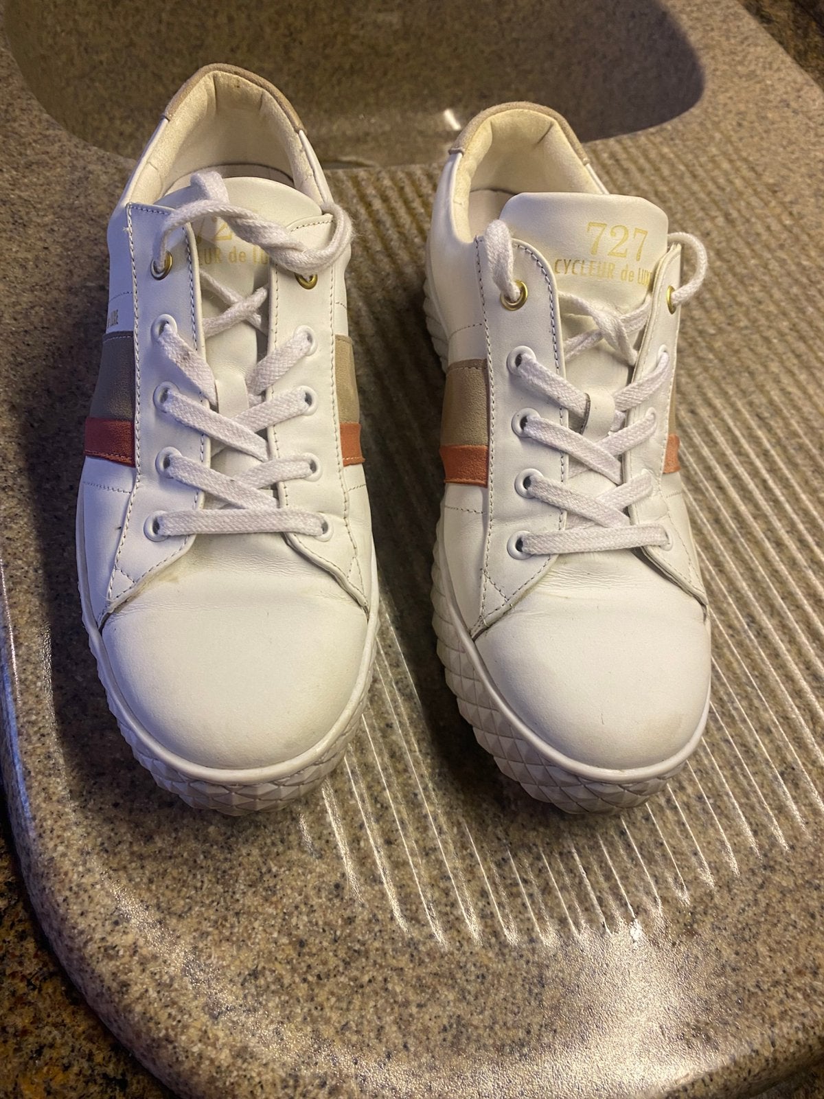 Sneaker cycleur de luxe pour femme taille 39, Enlèvement ou Envoi, Sneakers et Baskets, Porté, Blanc