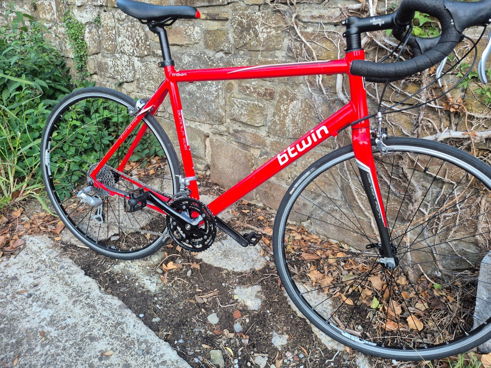 B'Twin Triban 3 doté d'un cadre en aluminium taille 60, Fietsen en Brommers, Ophalen, Aluminium