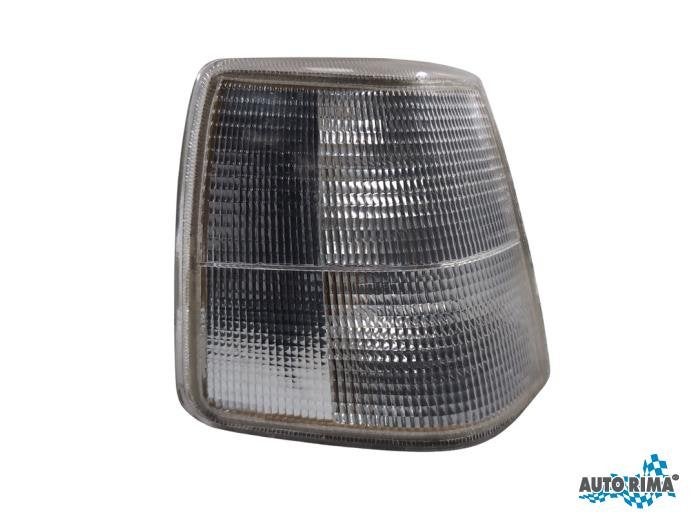 Feu clignotant droit d'un Volvo 9-Serie, Autos : Pièces & Accessoires, Éclairage, Volvo, Utilisé, 3 mois de garantie, Enlèvement ou Envoi