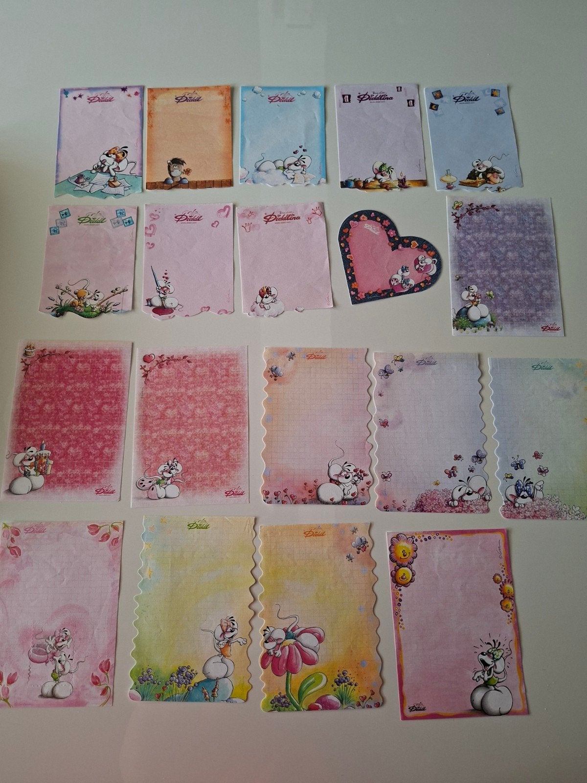 Pakketje diddl blaadjes (89 blaadjes), Enlèvement, Papier ou Carton