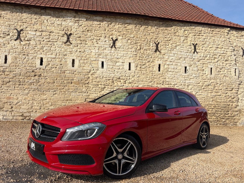 Mercedes-Benz A 200 Pack AMG, Autos, Achat, Entreprise, Garantie prolongée, Volant multifonction