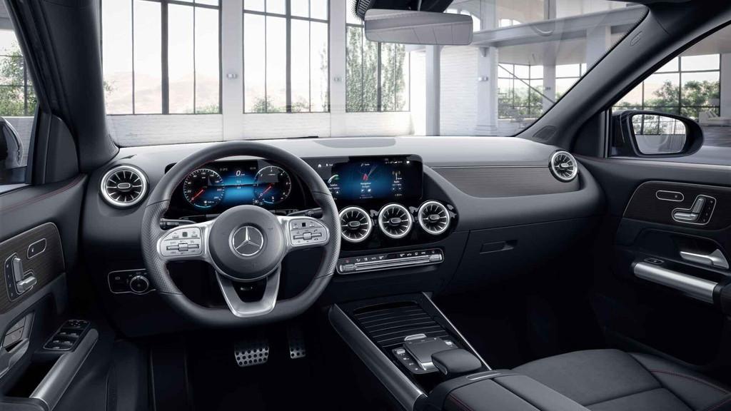 Mercedes-Benz GLA-klasse 200 d AMG Line Night Pack | Panoram, Argent ou Gris, Achat, Entreprise, Entretenue par le concessionnaire