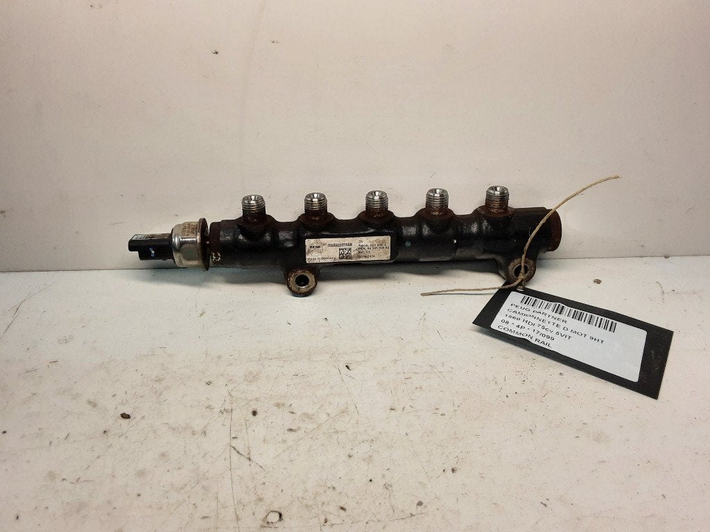 RAMPE D'INJECTION Peugeot Partner (GC / GF / GG / GJ / GK), Kontakt-peugeot@peugeot.com, Utilisé, Peugeot Deutschland GmbH, Bahnhofsplatz
65423  Rüsselsheim, DE