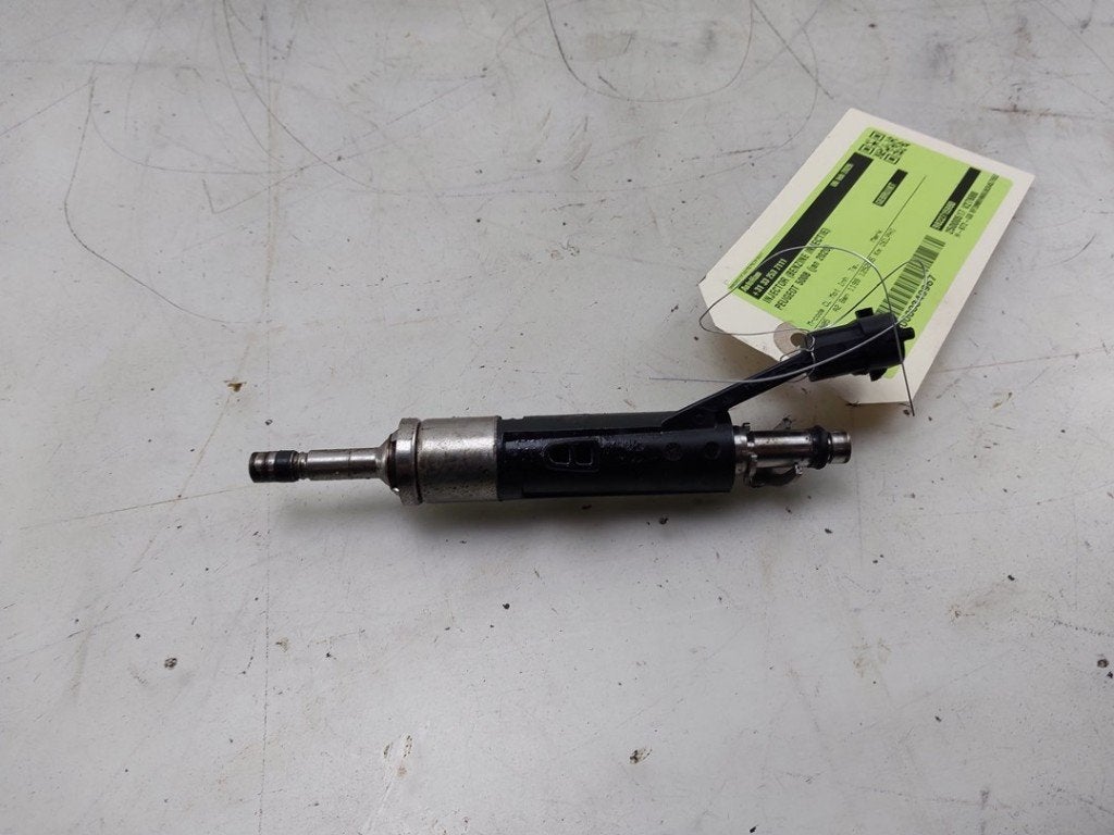 INJECTOR BRANDSTOF Peugeot 5008 II (M4 / MC / MJ / MR), Gebruikt, Lisa.Scalzo@aptiv.com, Peugeot, Aptiv PLC