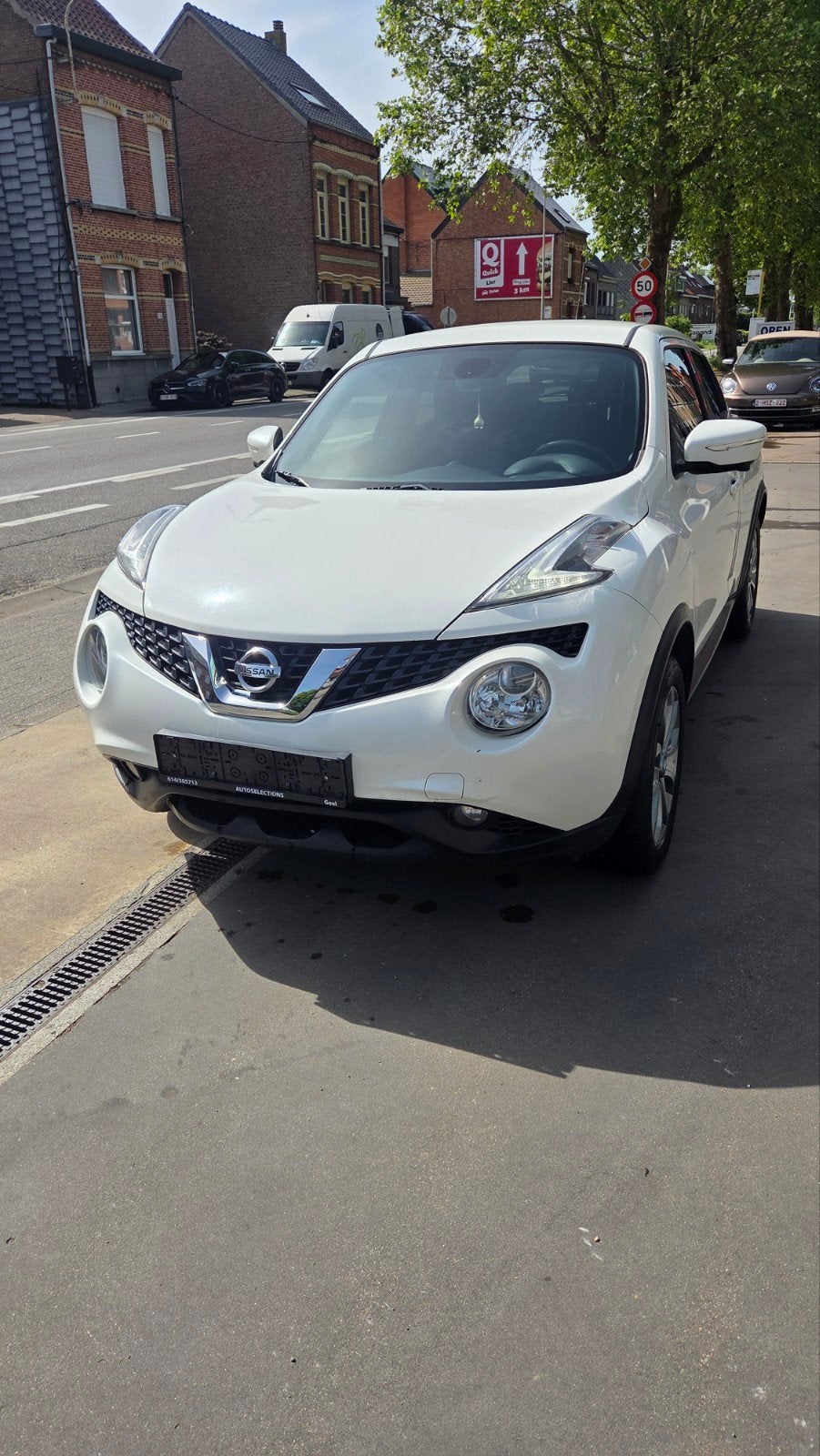 NISSAN JUKE ESSENCE À 2015 KM 100000, Autos, Nissan, Achat, Euro 6, Boîte manuelle, Particulier