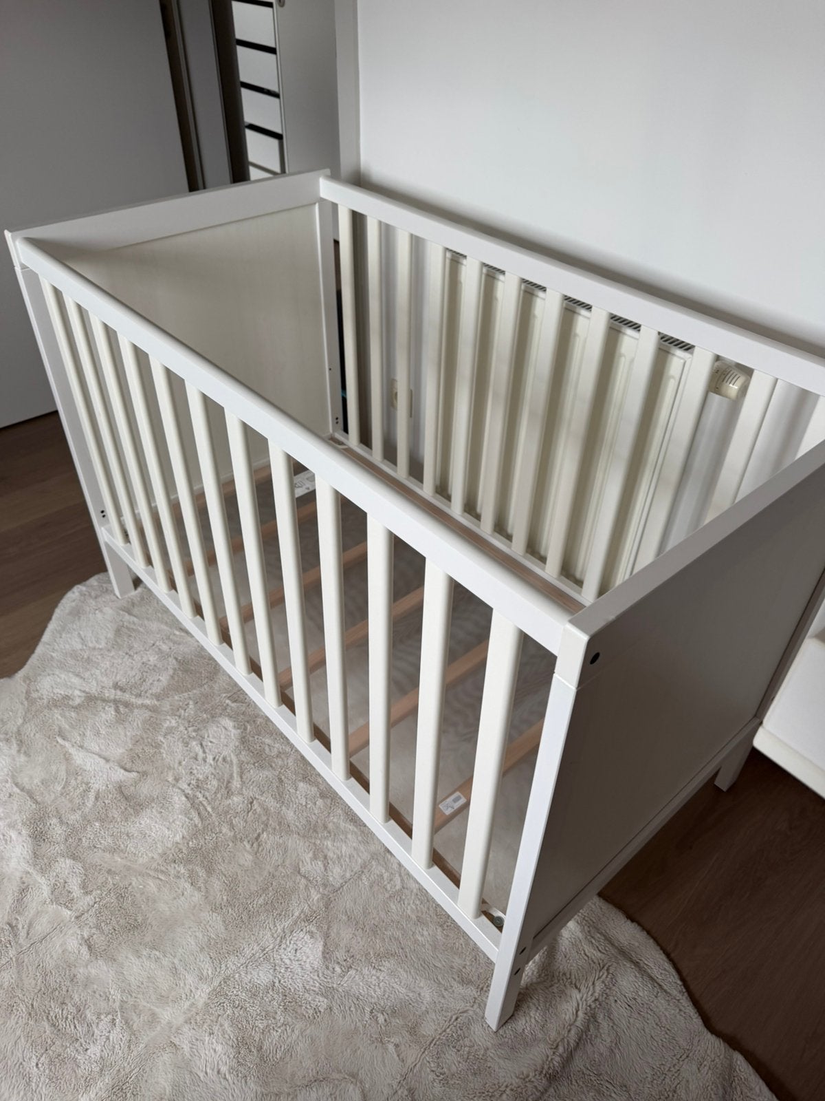 Ikea Sundvik babybedje, Enlèvement, Comme neuf, Lit