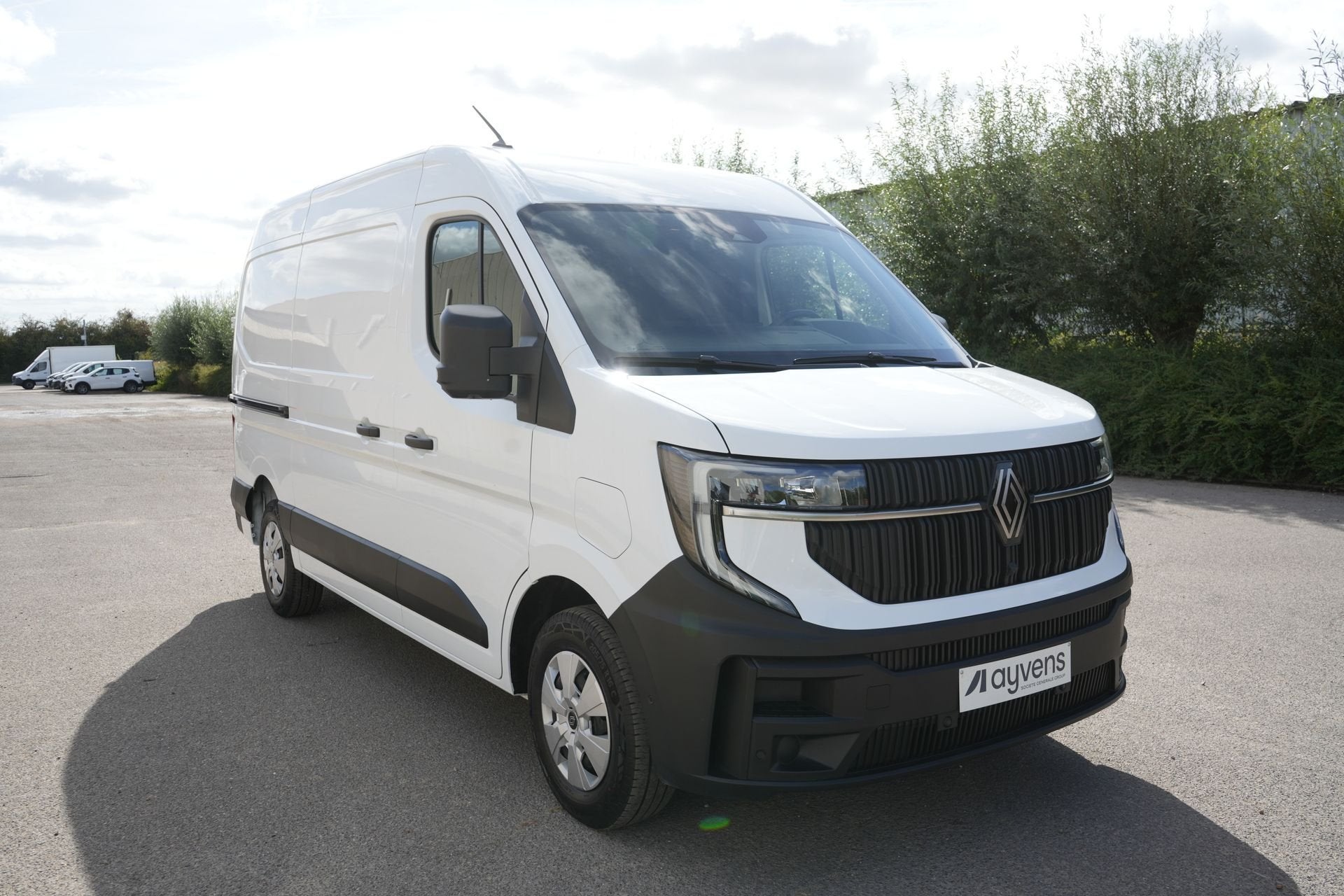 (2GRU597) RENAULT MASTER, 4 deurs, Stof, Gebruikt, Parkeersensor