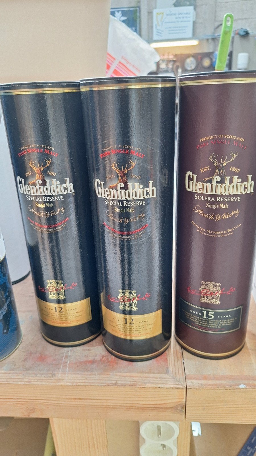 whisky dozen 40stuks, Collections, Enlèvement