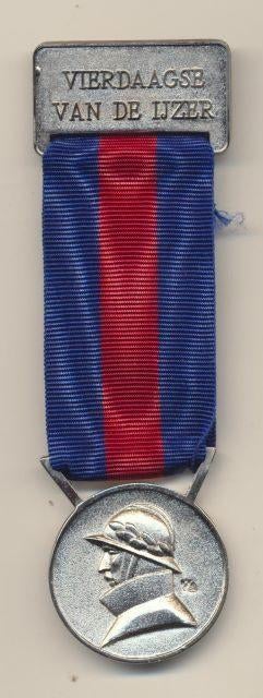 (m98) Medaille Vierdaagse van de Ijzer, Verzenden