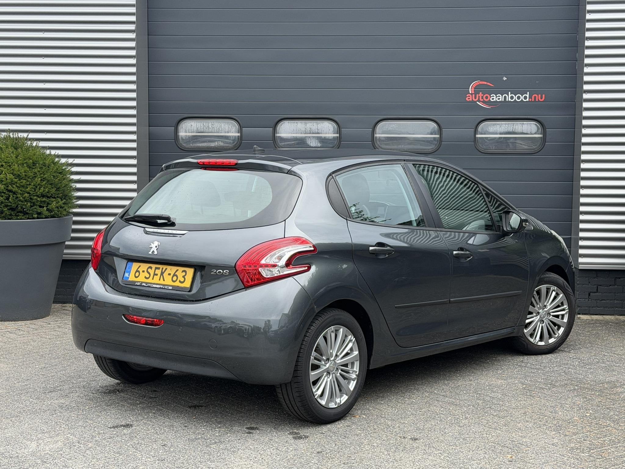 Peugeot 208 1.2 VTi Active | Navigatie | Climate Control | C, Auto's, Voorwielaandrijving, Euro 5, Stof, Gebruikt