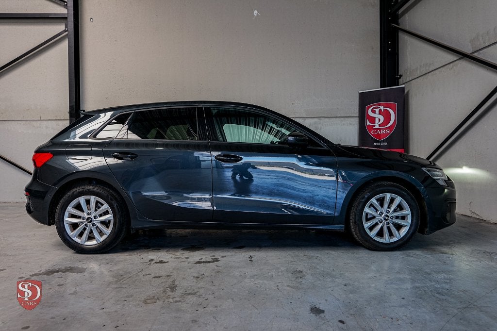 Audi A3 Led*Navi*Carplay* Leder*, Autos, Cuir, Argent ou Gris, Achat, Entreprise
