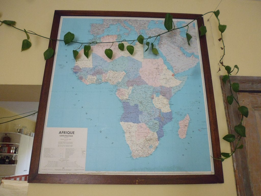 IGN politieke kaart van Afrika 1984 - 120,5 x 113,5 cm, Antiek en Kunst, Ophalen, Aardrijkskunde